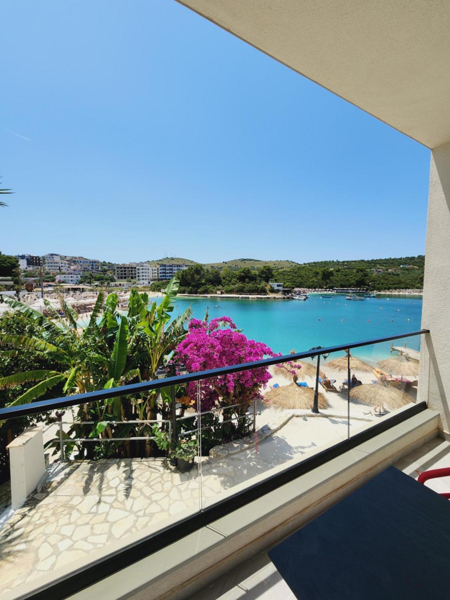 Hotel Manta 4*